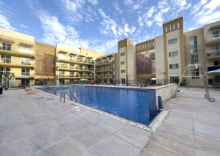 City View 2BR Just Steps from the Mall, Roxana Residence B, Jumeirah Village Circle by Deluxe Holiday Homes - 1