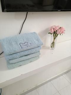 Canal Deluxe Private Room with Pool Access - 2