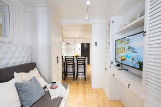Cozy & Peaceful Disney Netflix 65INCHTV Fast WiFi - Cebu City - 2