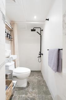 Cozy & Peaceful Disney Netflix 65INCHTV Fast WiFi - Cebu City - 4