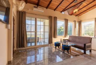 The Cullinan House - 2