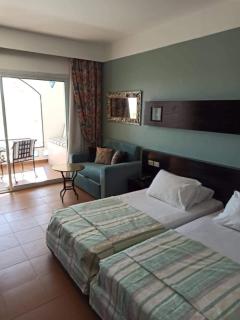 Bellissimo appartamento vista mare sulla piscina - 8