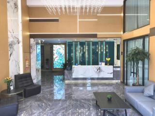 乌鲁木齐会展中心万信至格酒店 - - 0