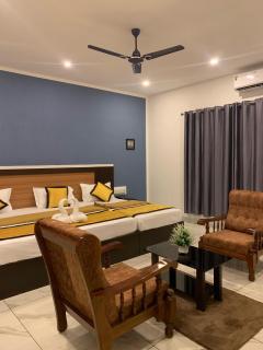 Adi Deva Inn - Guruvayoor - 7