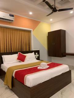 Adi Deva Inn - Guruvayoor - 5