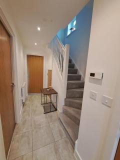 Stunning New Modern Home near Roundhay Park - Roundhay - 3