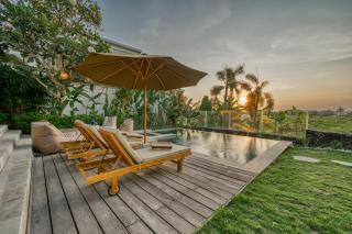 Villa Kayu 3BR with stunning Rice Field Views by Santi Management - Canggu - 3