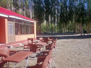 Lake Lodge Phander - - 6