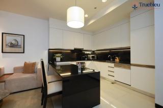 Luxury Marina View Apartment in JW Marriott Residences - Dubai - 6