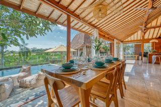 Villa Kayu 3BR with stunning Rice Field Views by Santi Management - Canggu - 9