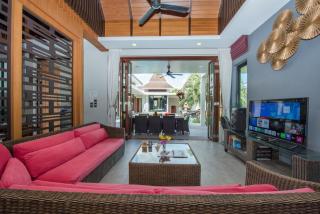 Narintara - Private 4-Bedroom Pool Villas with Free Tuk-Tuk to the beach - 8