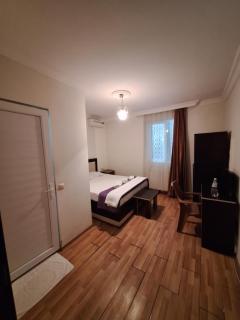 Gold Hotel Batum - Batumi - 7