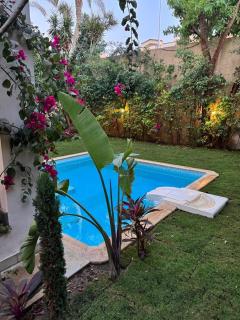 Cool 4BR New Cairo Villa with Pool & Elevator - 7