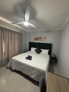 Riverhaven Self Catering Venue - Krugersdorp - 4