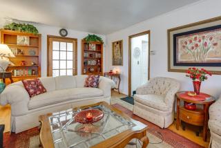 3 bedroom colonial house - Royal Oak - 2