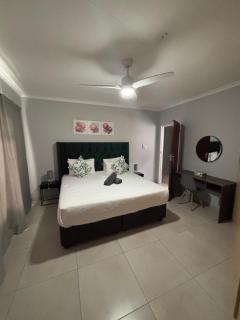 Riverhaven Self Catering Venue - Krugersdorp - 5