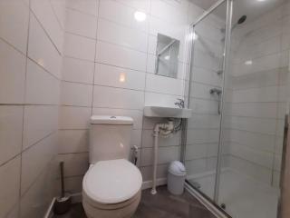 Cozy Seaview Flat - Clacton-on-Sea - 3
