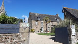 Le Pigeonnier, The Farmhouse In The Grounds - Saint-Hélen - 9