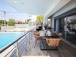 Costa Voula Poolside and Beach, Home Cinema - Athens - 6