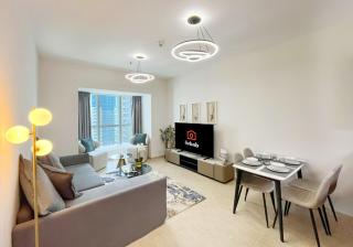 Livbnb-High Rise 1BR with Balcony Near Barasti Beach - Dubai - 4