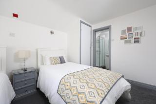 Berwick House - 1