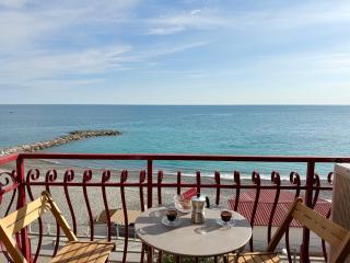 Finestra sul mare - Ospedaletti - 9