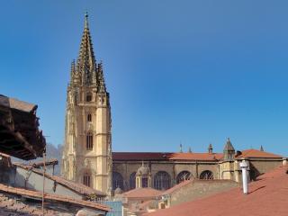 Apartamento en Casco Histórico de Oviedo - Oviedo - 2