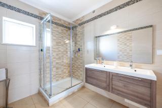 Full private 180sqm Villa - Terrace Jacuzzi - 200m Beach & Sea View - Albufeira - 5