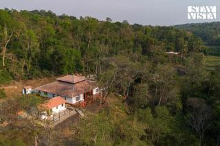 StayVista at The Estate Villa - Suntikoppa - 9
