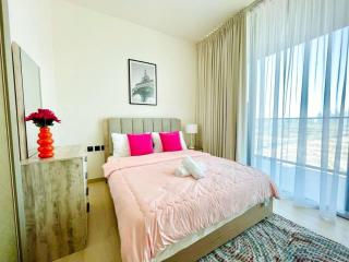 Bright 1br In Jvc Pool, Balcony & Parking - 0