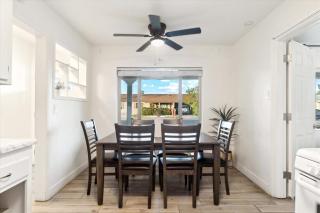 5 Min to Old Town Huge Backyard Villa - Scottsdale - 2