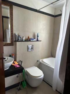 The room, central park 2 - Gurgaon - 8
