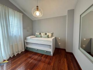 Villa, ocean view, parking, beach - - 9