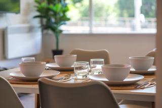 Central, Convenient 2BR Apartment on The Terrace - Wellington - 5