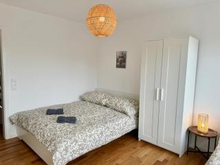 90 m2 Apartment with Balcony & Free Parking - Vienne - 3