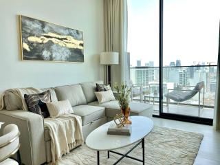 Bright 1br Jvc Balcony & Free Parking - 4