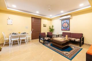 Homlee-Legacy 3BHK Flat in Central DEL-Lift-Terrace - Nueva Delhi - 1