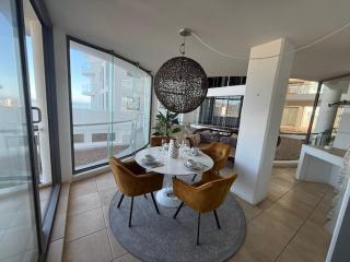 Hibernian Towers 504 - 3