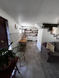 Koetshuis on High Street - Paarl - 9