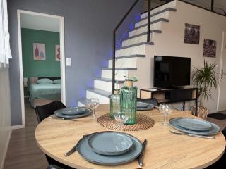 Loft, Studio and Love Rooms - Bourg-Saint-Christophe - 9