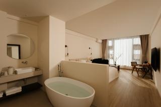 Dali Mountainside Hotel - 4