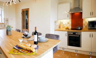 Farmhouse Retreat - Filey - 0