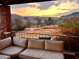 Stone Creek Mountain Lodge - Dullstroom - 4