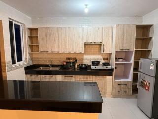 Spacious 3BR Penthouse in Nyali with Pool, WiFi, Netflix & Parking - Mombaça - 3
