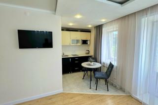 Габдуллина 79 - 1