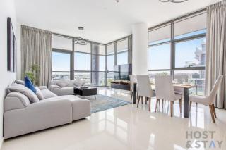 Boutique 2BR at Damac Hills, Dubai - Host & Stay - 5