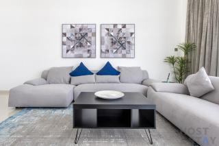 Boutique 2BR at Damac Hills, Dubai - Host & Stay - 4