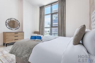Boutique 2BR at Damac Hills, Dubai - Host & Stay - 7