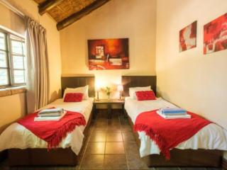 Motozi Lodge - Pelindaba - 5
