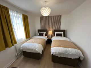 Luxury House by Etihad and Coop Arena - Manchester - 7